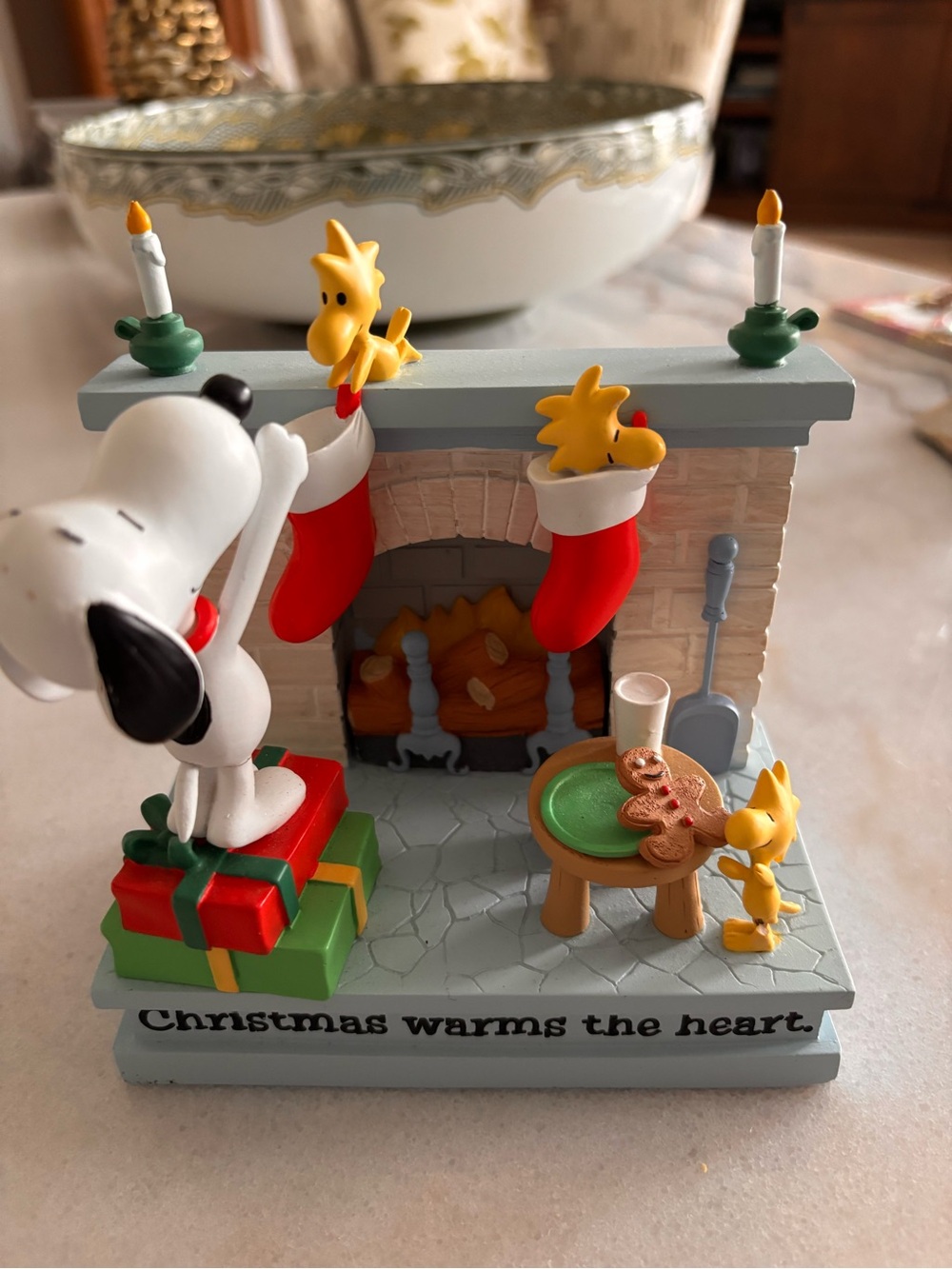 Hallmark 2022 Peanuts Snoopy "Christmas Warms the Heart" Light Up Figurine